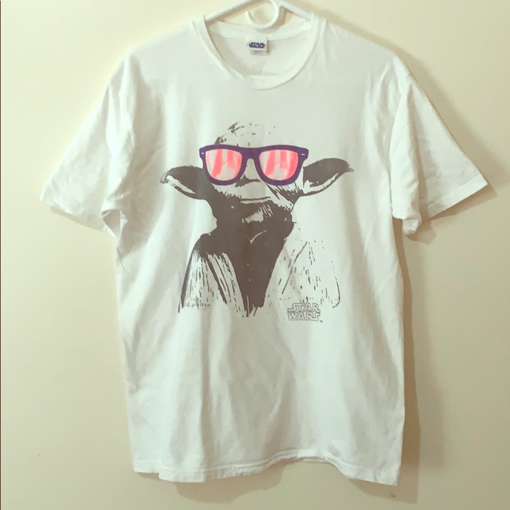 Star Wars Master Yoda in Sun Glasses White T-Shirt